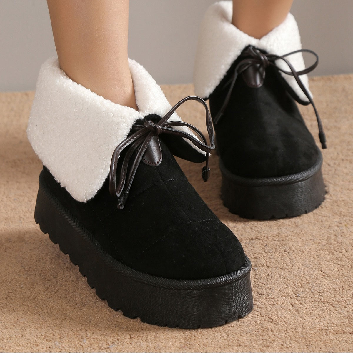 Ghete Tip UG Din Piele Cologica Negru Dolly VL212