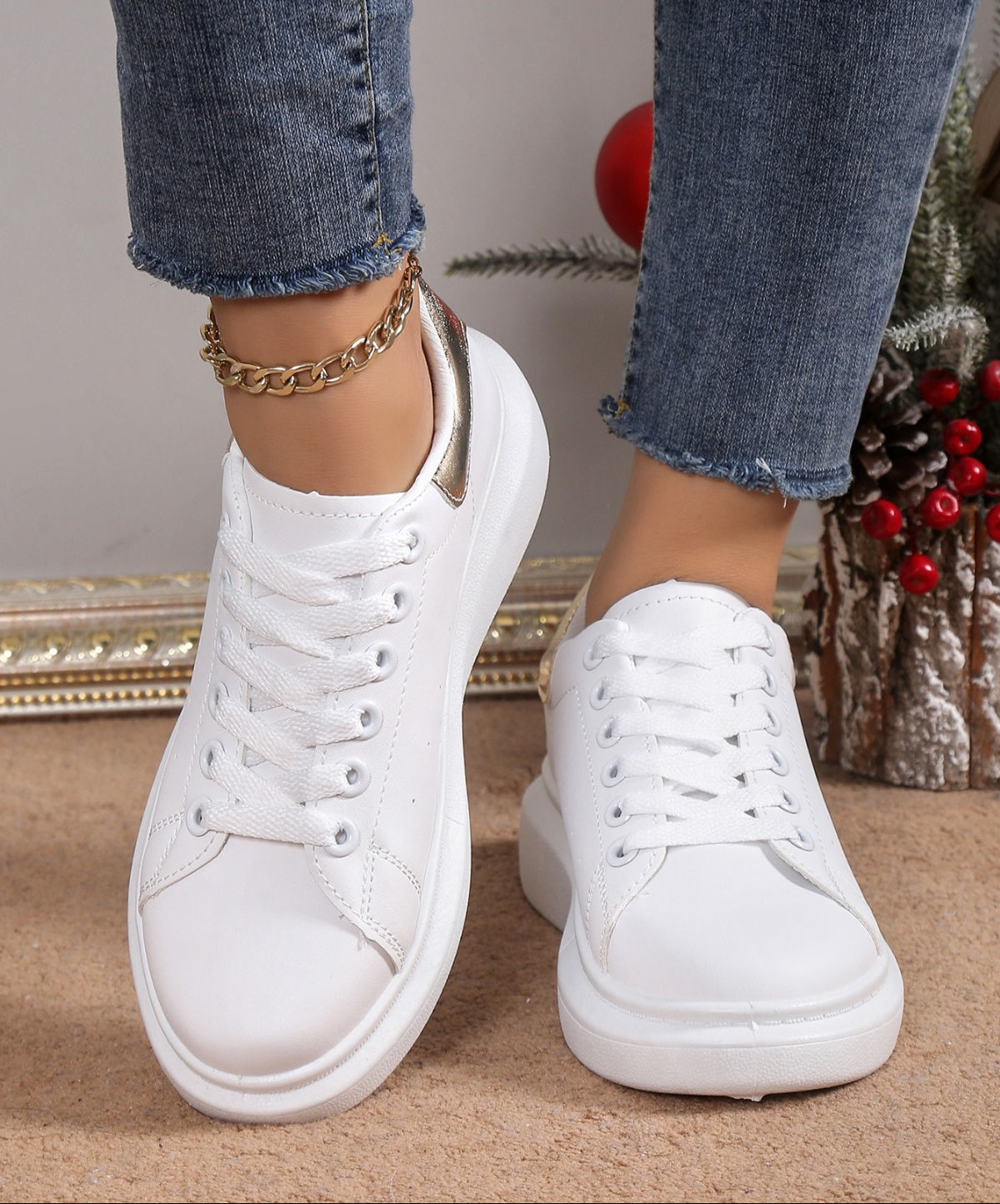 Adidasi Dama  Din Piele Ecologica Gold Luna Nb685